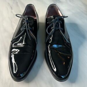 Boys size 8 Everlane Dress Shoes